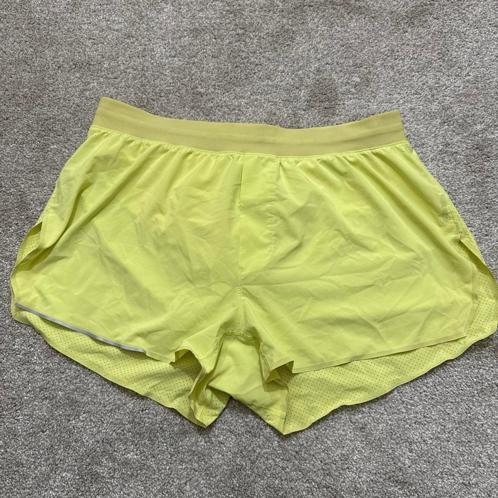 Men's Fast and Free Yellow Running Shorts Perforated Athletic Size 31